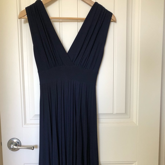 Women Dress - Picture 9 of 10